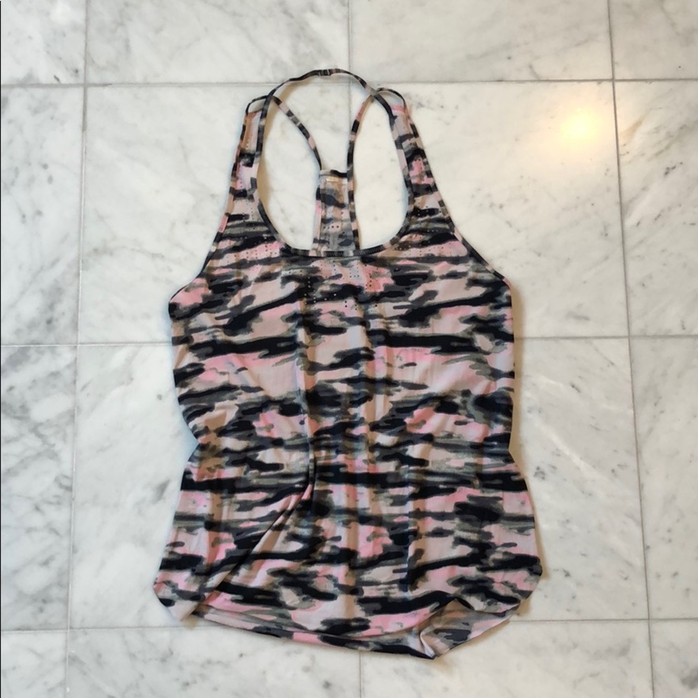 Lululemon camo tank